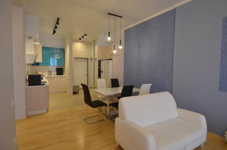 г. Алушта Пгт. Партенит